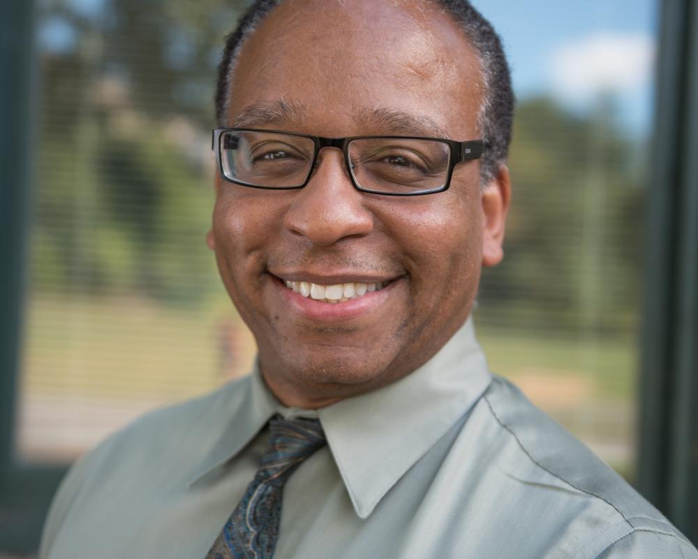 Nnamdi Pole headshot