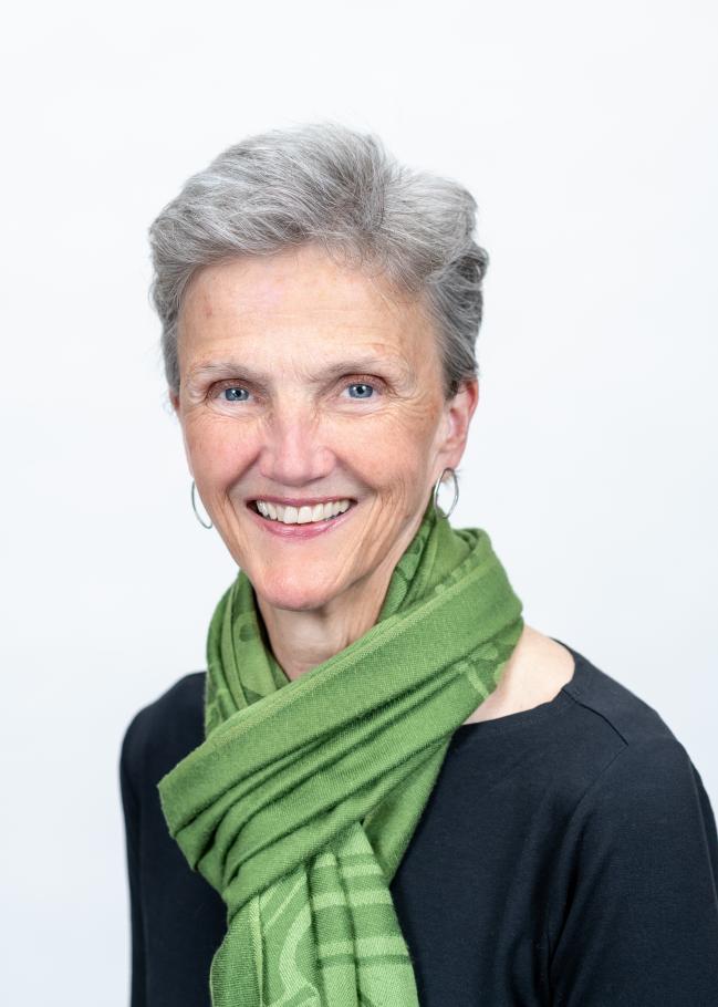 Peggy O'Neill headshot