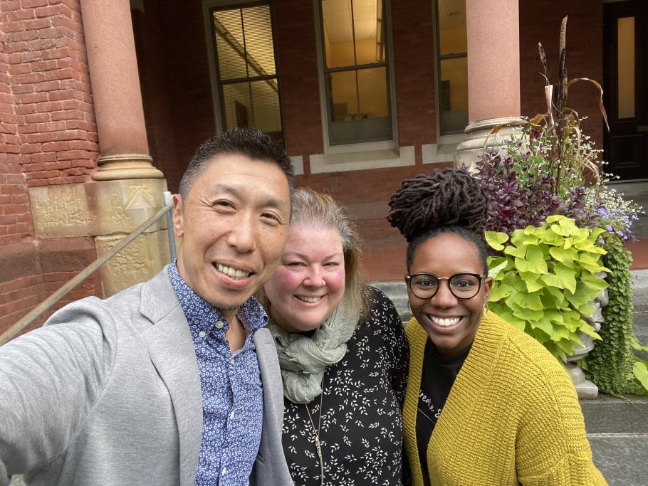 Kenta Asakura takes a selfie with Katya Cerar and Arianne Napier-White