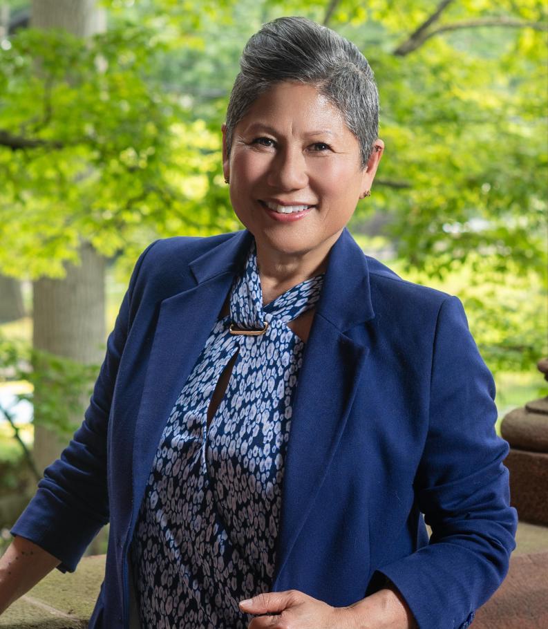 Marianne Yoshioka headshot