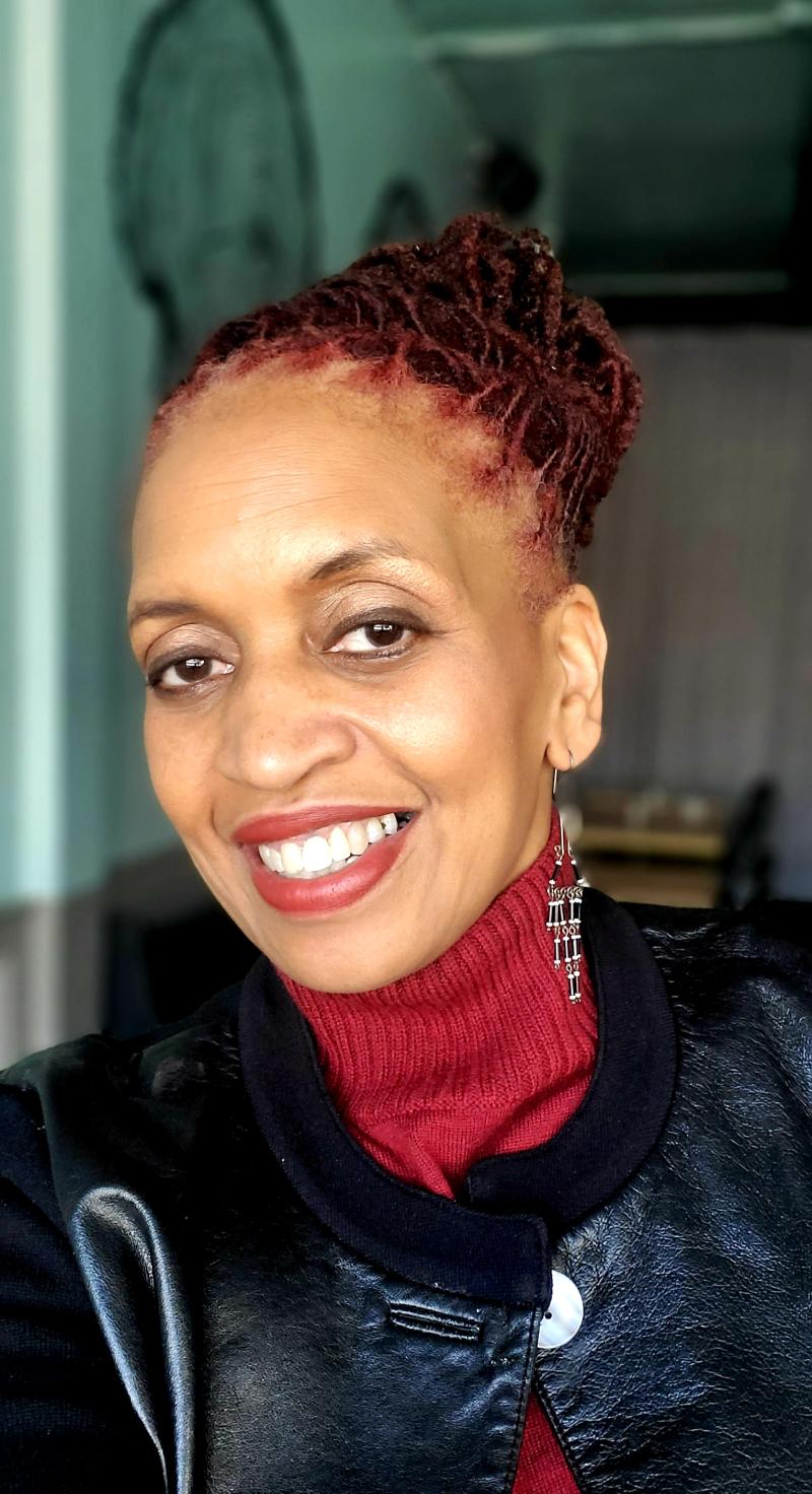 Headshot of Denise McLane Davison