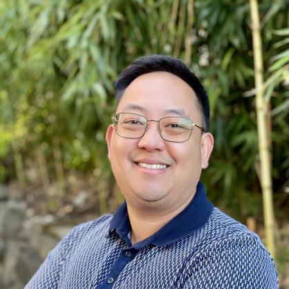 Headshot of Alex Kim