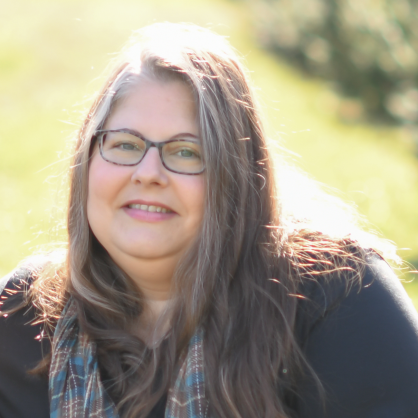 Headshot Marybeth Stratton