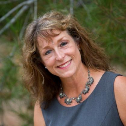 Sage Breslin headshot